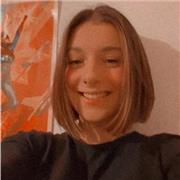 Diplomata al Liceo Linguistico Virgilio offre ripetizioni di matematica per studenti di scuole medie